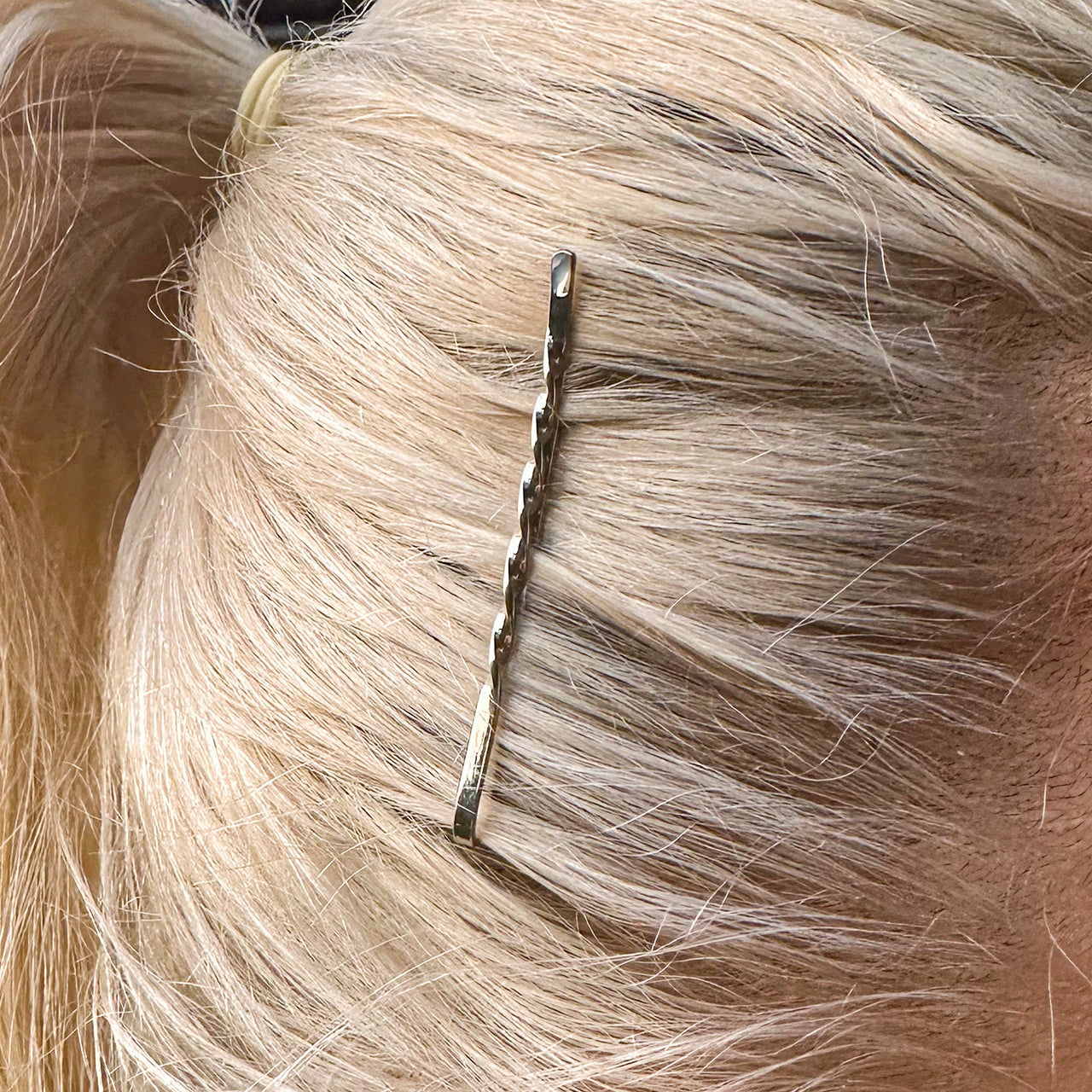 Bobby Pins gedreht (24 Stück | 5cm | beige, gold, roségold, silber) für ultimativen Halt